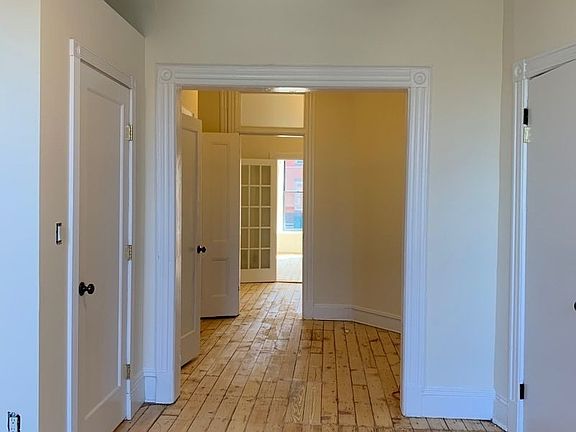 5th image of 418 7th Ave APT 1