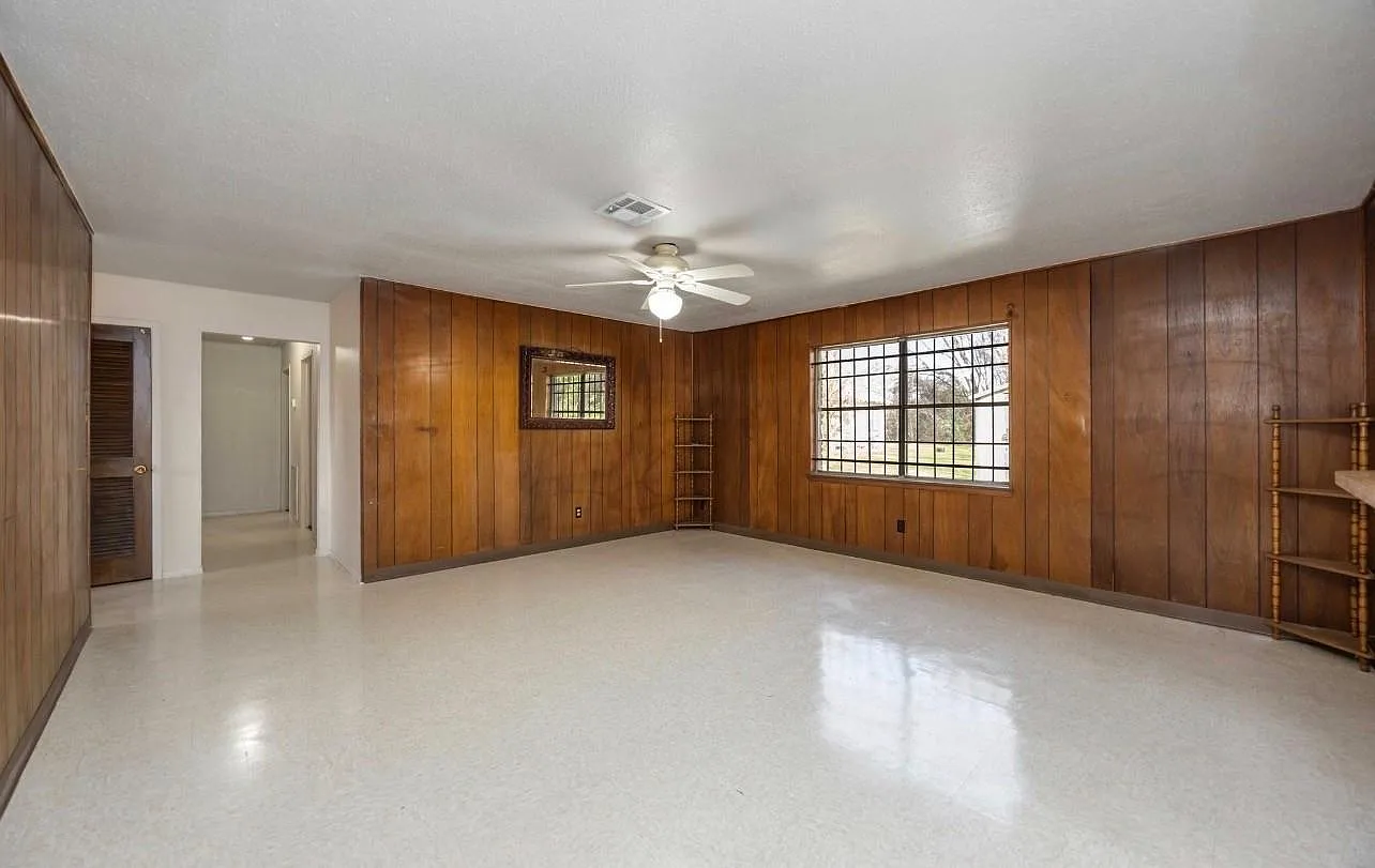 3 bed, 2.0 bath, 1631 sqft, $1,800 — Photo 3