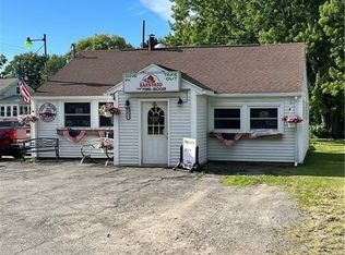 8671 Lake Rd, Barker, NY 14012