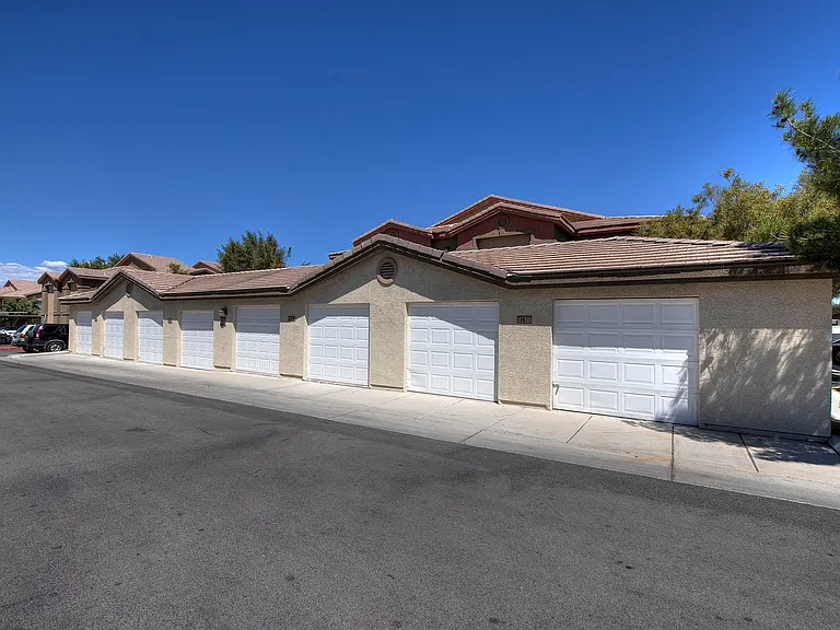 8000 W Badura Ave #2082 — Photo 36