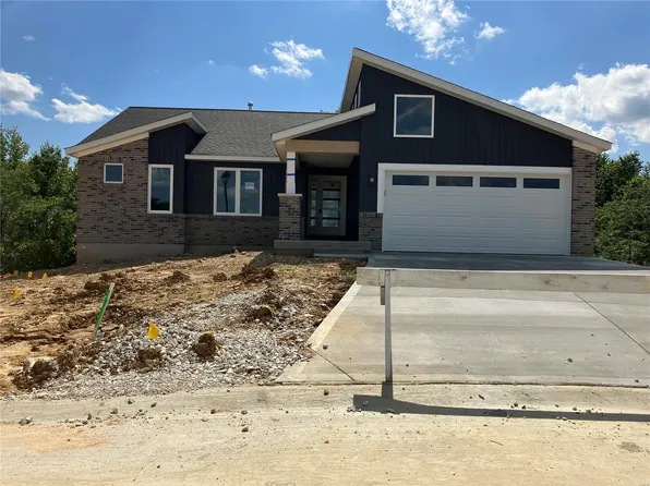 1557 Driftwood Ln, Moscow Mills, MO 63362