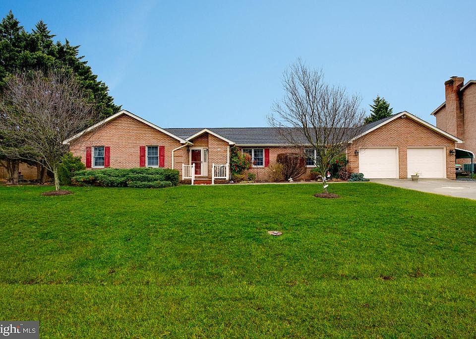 1st image of 236 Brandylion Dr