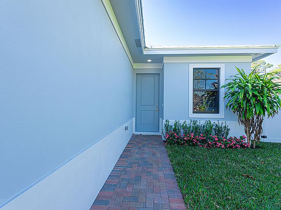 2nd image of 314 4th St Street