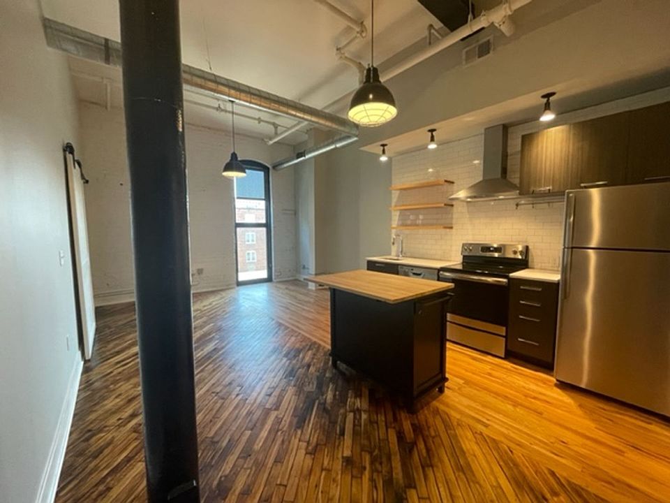 Farnam Hill Lofts 2570 Farnam St Omaha NE Zillow