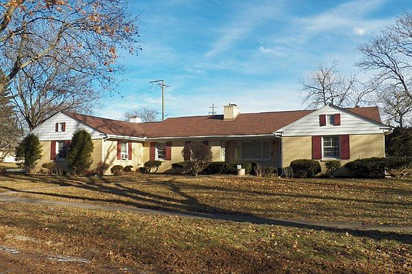 1st image of 3433 Louise St