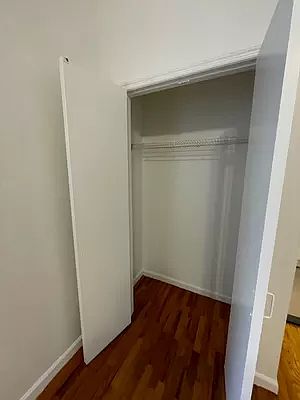 5th image of 117 15th St APT 2B