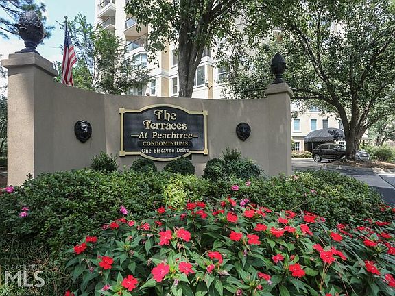 2nd image of 1 Biscayne Dr NW #806