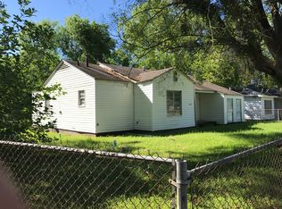 656 Arizona Ave, Wake Village, TX 75501