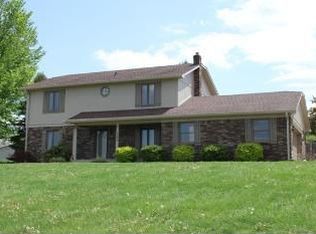 165 Hillview Dr, Martinsville, IN 46151