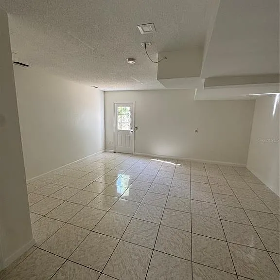 3546 Acorn St — Photo 6
