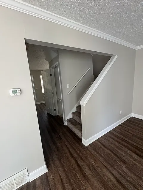 2 bed, 1.5 bath, $1,595 — Photo 3