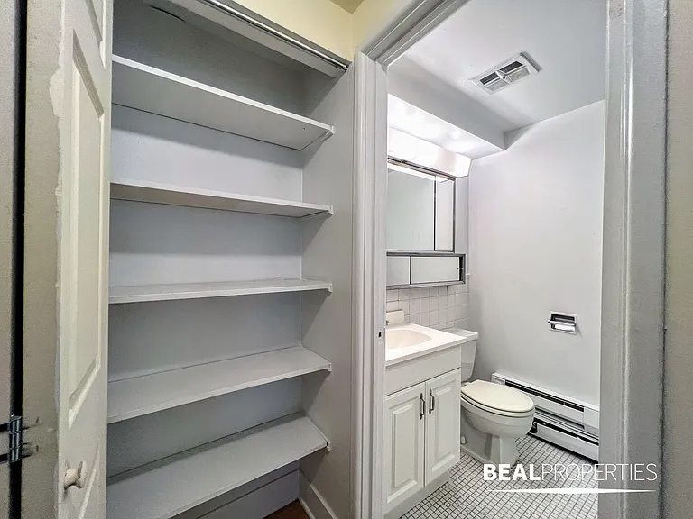 660 West Wrightwood — Photo 13