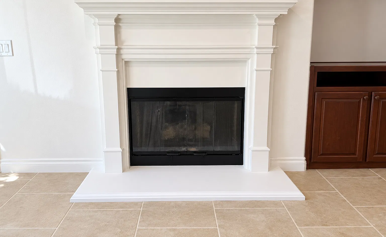 3 bed, 1959 sqft, $4,995 — Photo 3