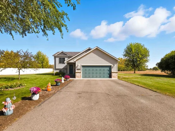 14970 Mary Beth Ln, Little Falls, MN 56345