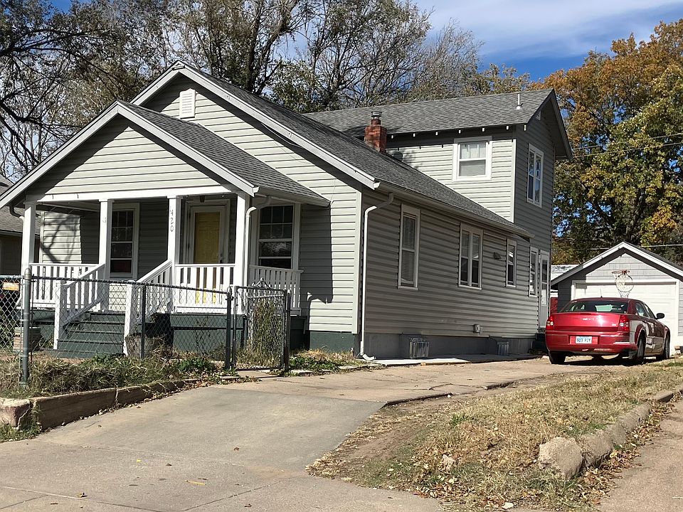 1st image of 420 E 8th Ave