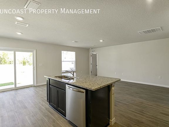 4th image of 6577 Erma St