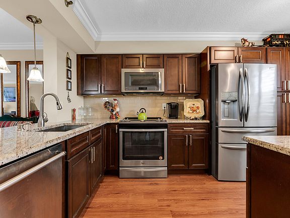 2nd image of 7240 Huntington Lane #703