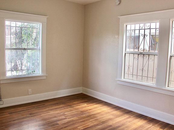 5th image of 845 W 41st St #A