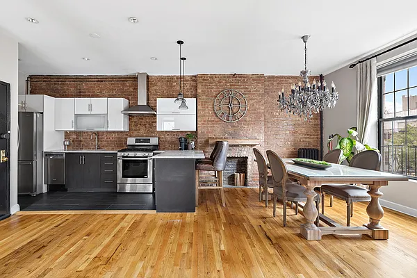 Rented by Compass | media 2