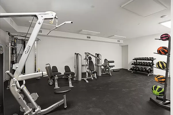 Rented by REAL New York | media 8