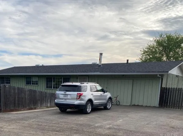 921 Valley Drive, Cloverdale, CA 95425