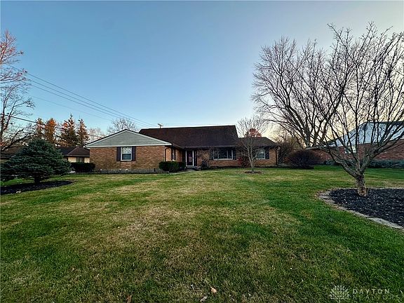 4th image of 2312 E Whipp Rd