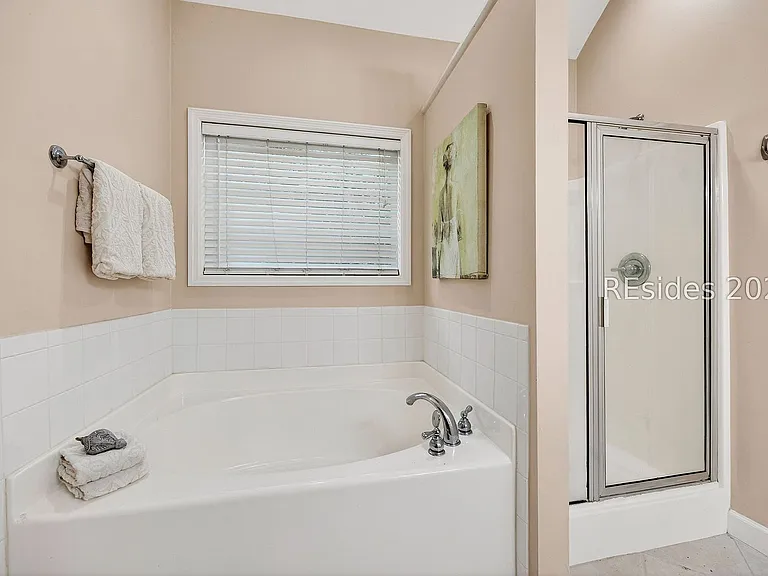 51 E Morgan Ct — Photo 16