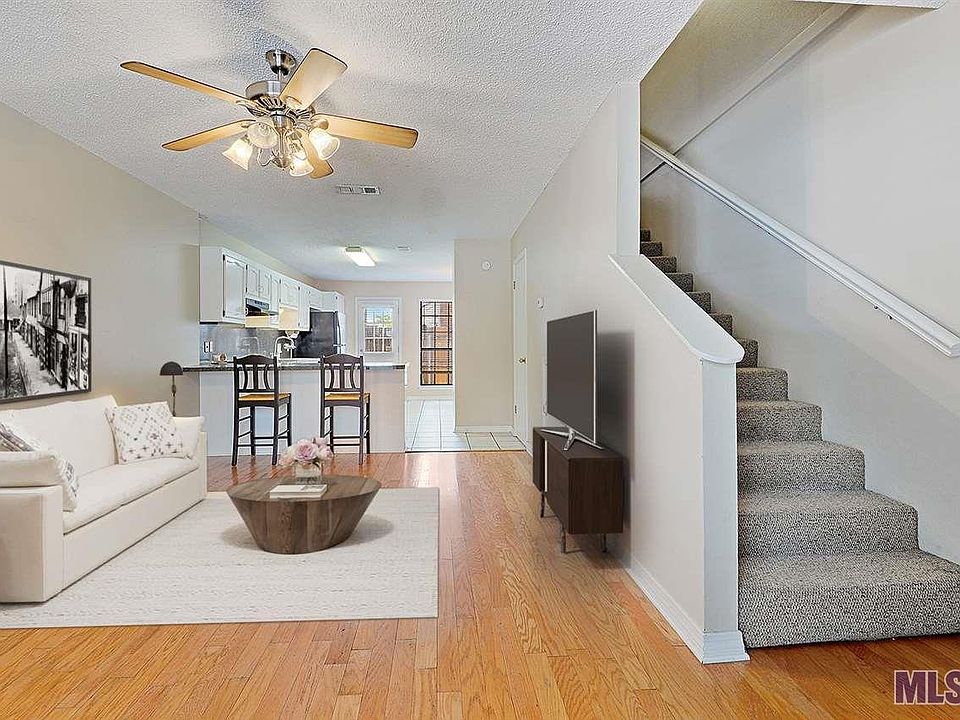 1st image of 2293 Hollydale Ave APT 6A