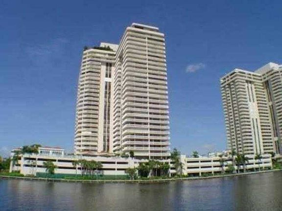 2nd image of 19667 Turnberry Way APT 9B