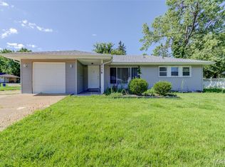 2116 Jannette Dr, Saint Louis, MO 63136