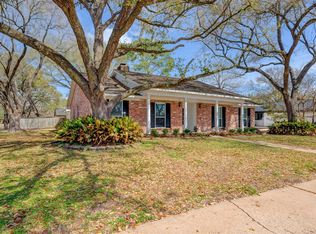 12422 Rincon Dr, Houston, TX 77077