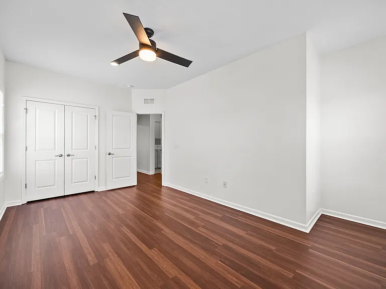 Large Guest Room