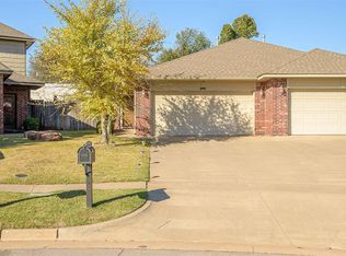 13709 Oxford Dr, Edmond, OK 73013