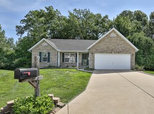 97 Mapleleaf Ct, Saint Peters, MO 63376