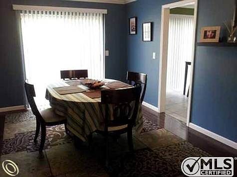 Lamplighter Dining Room.jpg