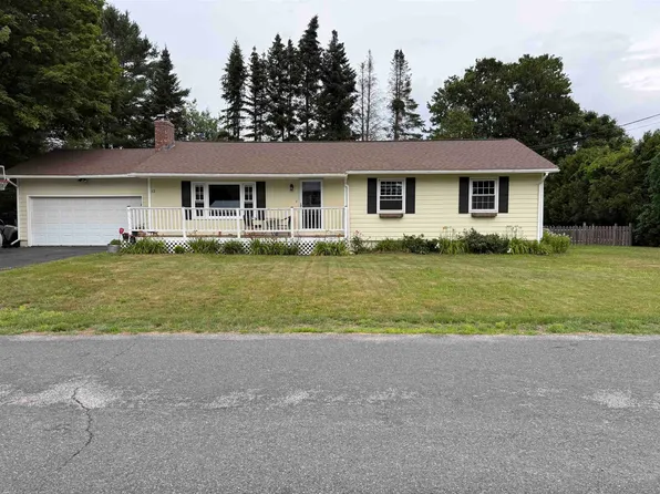 12 Meadow Drive, Springfield, VT 05156