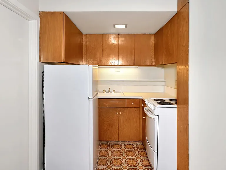 90 Alta St #4 — Photo 7