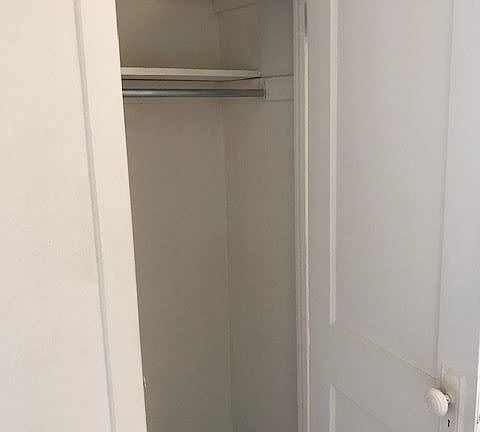 12closet2