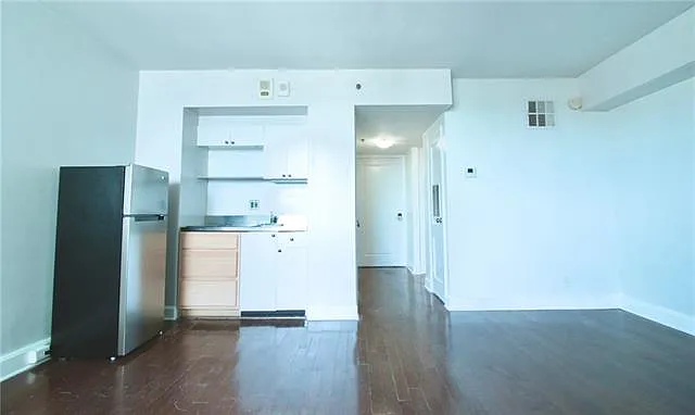 1205 Saint Charles Ave #1008 — Photo 2