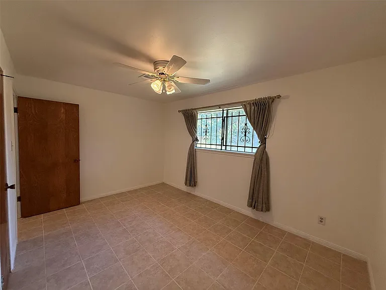 7325 Ley Rd — Photo 26