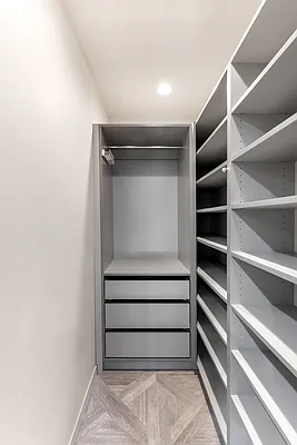 Rented by SERHANT. | media 32