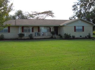 528 Geiger Rd, Headland, AL 36345