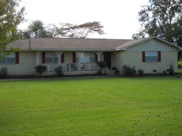 528 Geiger Rd, Headland, AL 36345