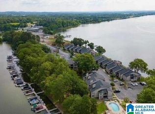 603 Paradise Isle #603, Riverside, AL 35135