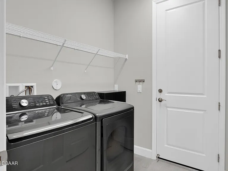109 Salt Shaker St — Photo 19