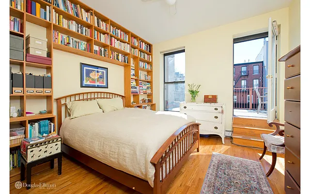 Sold by Douglas Elliman | media 15