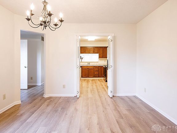 3rd image of 2574 Valais Ct