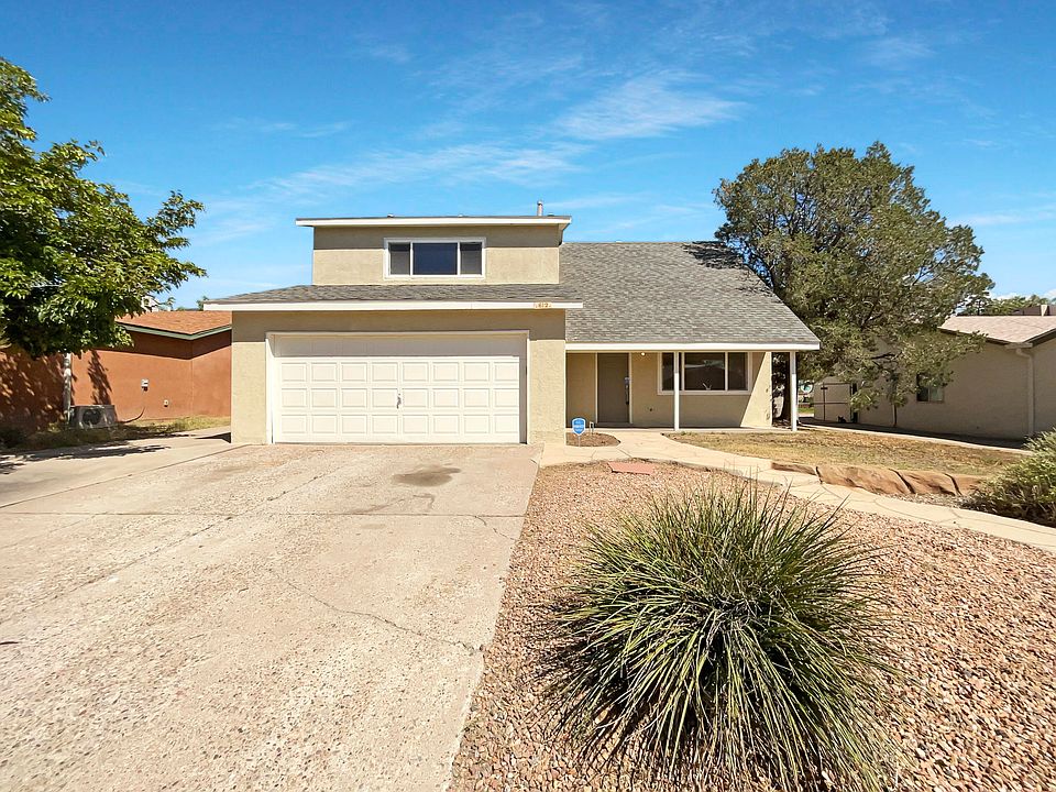 1st image of 612 Vista Abajo Dr NE