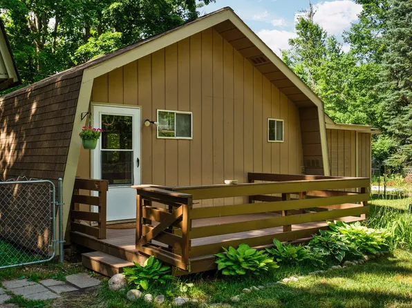 888 Scenic Trl, Gaylord, MI 49735