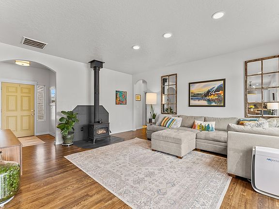 5th image of 13247 Brookie Rd